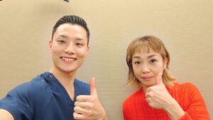 口の動きが悪いなぁと思っていたけど、とうとう開かなくなった。